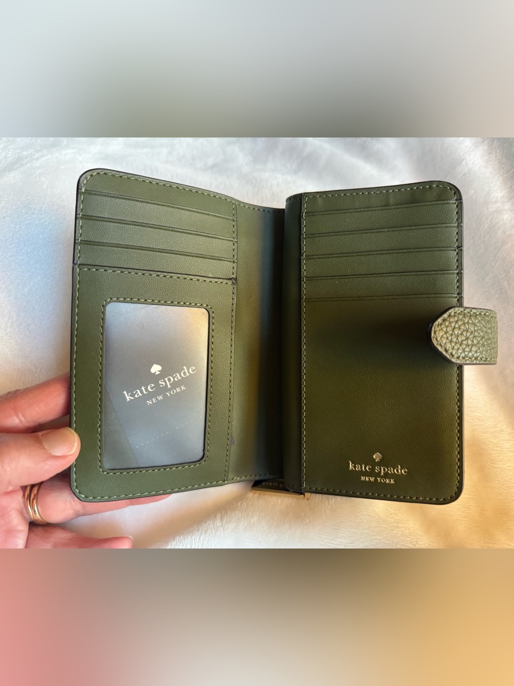 kate spade Enchanted Green Pebbled Leather Bifold Wallet with Gold Logo NWT - Picture 3 of 5